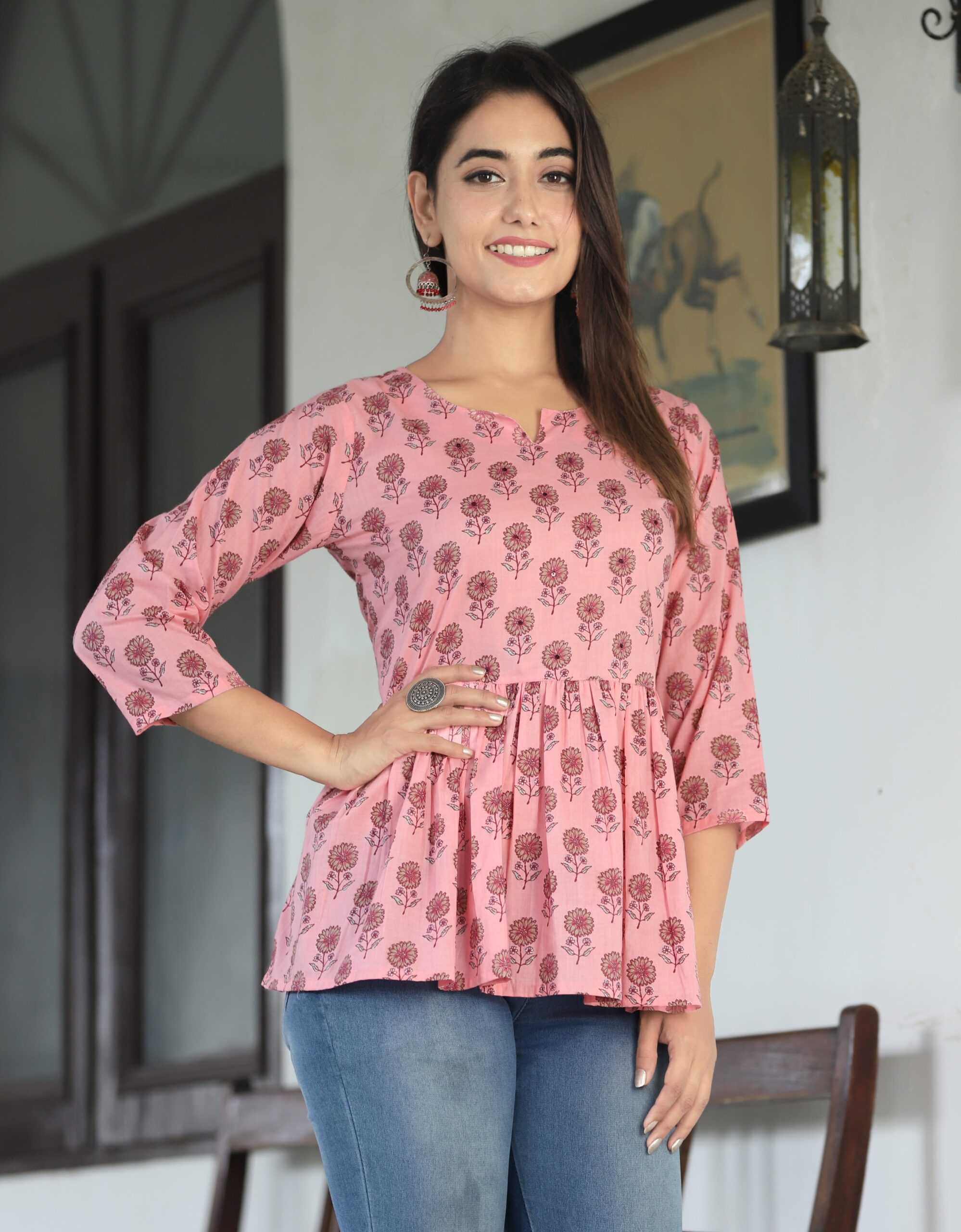 Ekchhavi top pink cotton rounded neck casual